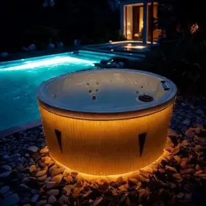 Lunaris HydroSpa E-310S – Luxury Outdoor Whirlpool Tub