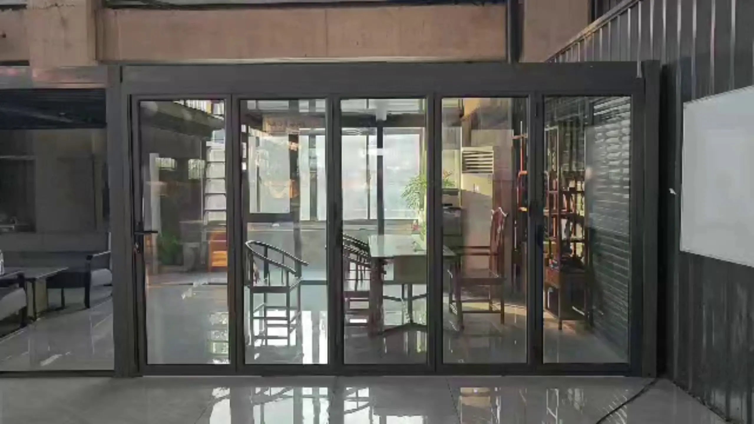 Cerberus Standard Louvre System Manual & Motorised Options - Image 53