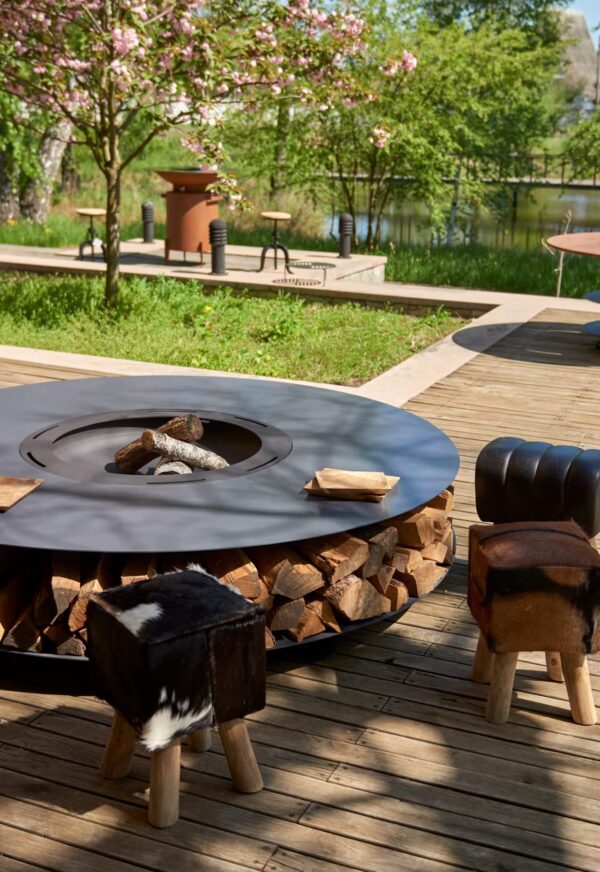 Kossuth Round Corten Steel Fire Pit - Image 6