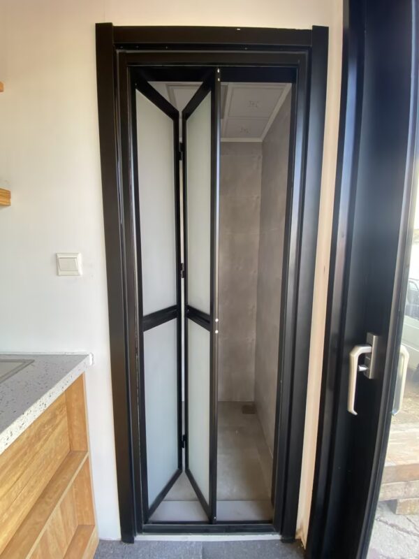 Revelstone Tiny Villa - Image 9
