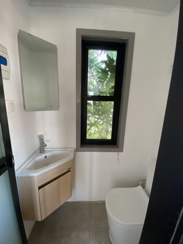 Revelstone Tiny Villa - Image 10