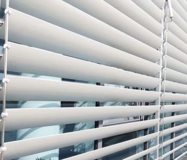 Aerofoil Sun Louvres: Architectural Shading with Strength, Style, and Smart Control - Image 2