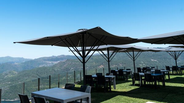 UMBRA: The Innovative Automatic Parasol Built for Style, Strength, and Smart Comfort - Image 3
