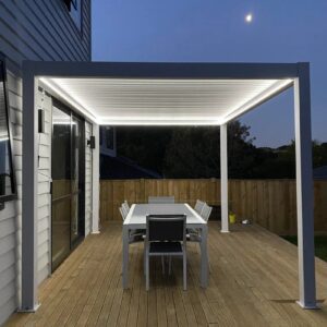 The Cerberus Standard Louvre System – Manual or Motorised