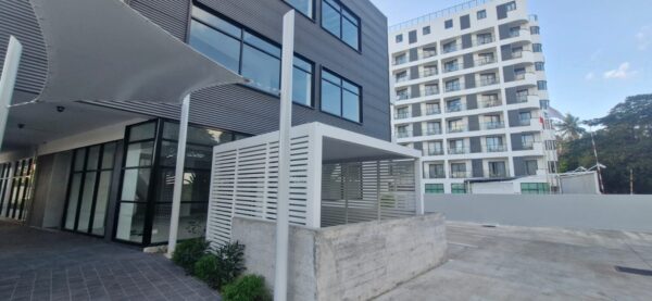 Orion Prime Case Study: Vuvale Plaza: Nadi’s Newest Commercial Hub – Now Enhanced with Orion Prime Louvre Systems - Image 10